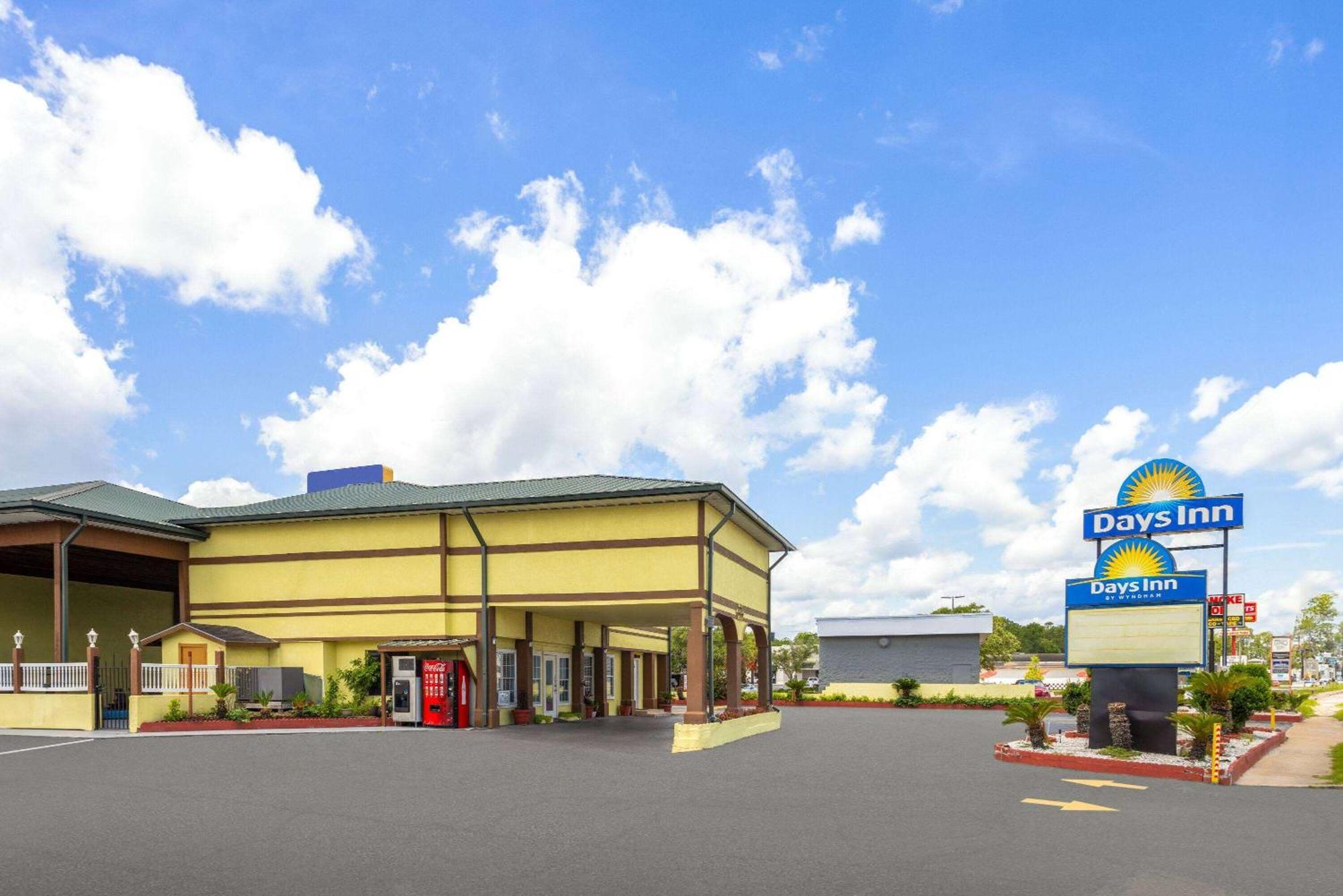 Days Inn By Wyndham Waycross Exterior foto